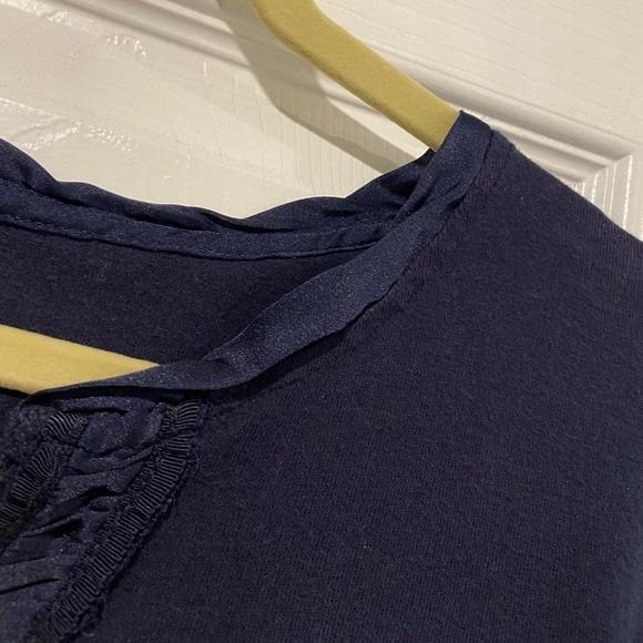 Laura Scott Size LP Navy Blue 3/4 Sleeve V Neck Top Satib Embroidered Trim - Picture 4 of 12